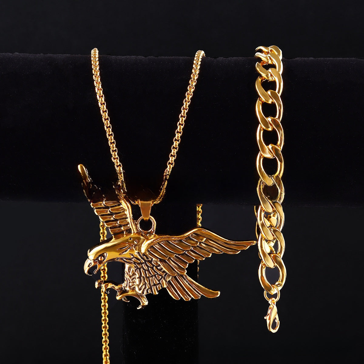 Pendant bracelet