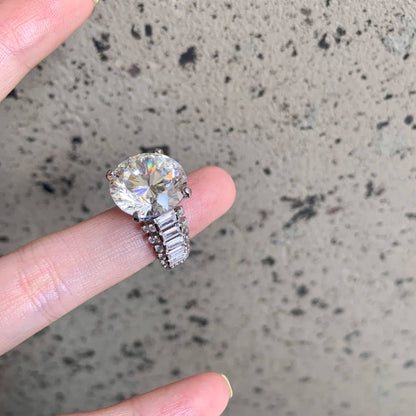 Simulated Diamond Ring Luxury Design