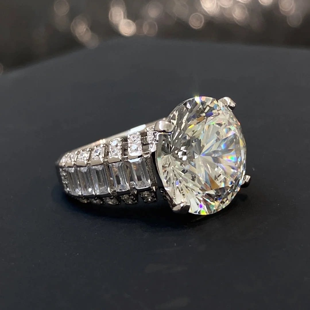 Simulated Diamond Ring Luxury Design