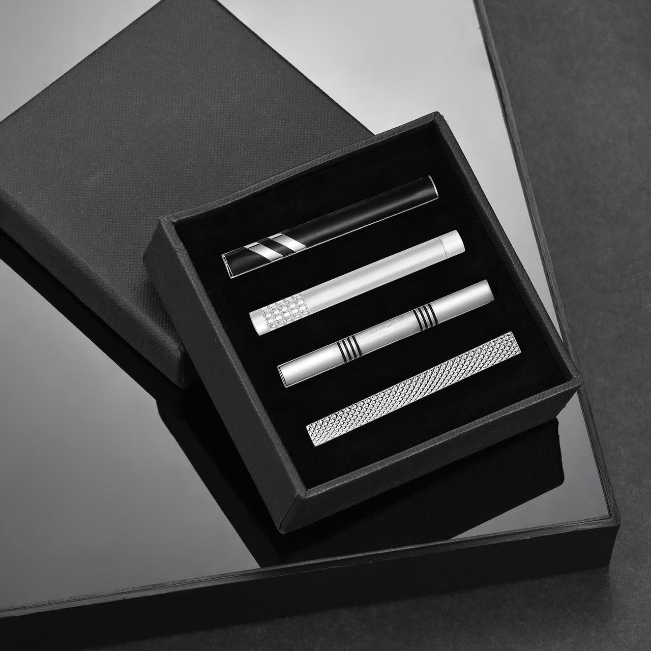 Mens Classic Silver Tie Clip Set